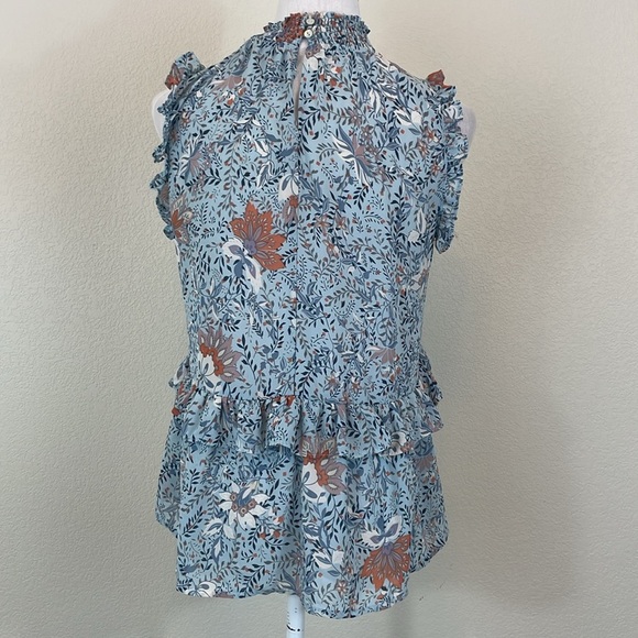 Hayden sleeveless blue floral blouse size small - Picture 3 of 6